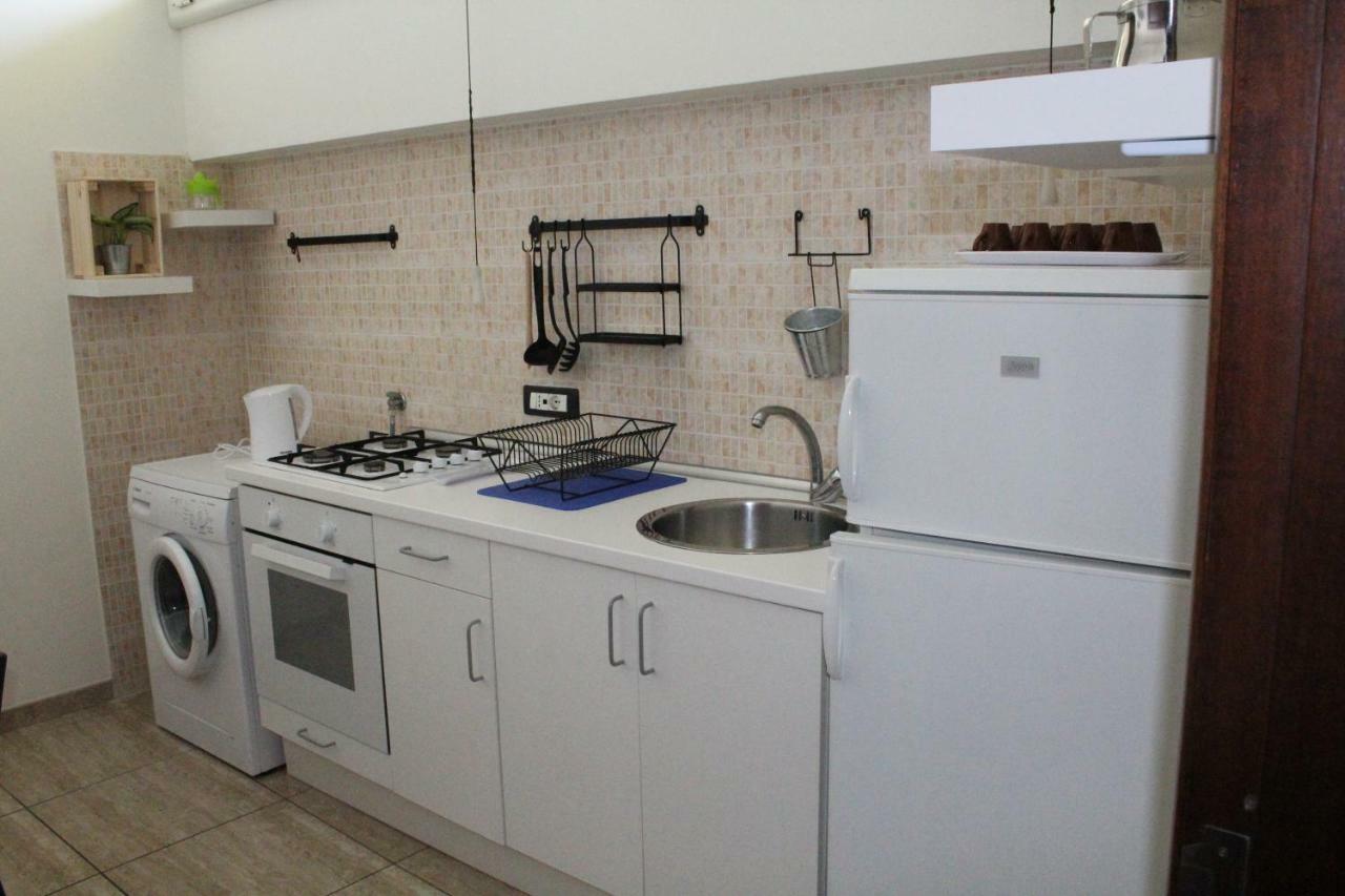 L'Occhio Sul Vesuvio Appartamento Con Terrazza Privata E Casa Vacanza Senza Terrazza Privata Neapel Exteriör bild