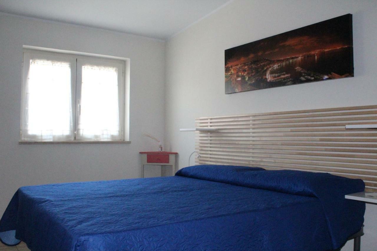 L'Occhio Sul Vesuvio Appartamento Con Terrazza Privata E Casa Vacanza Senza Terrazza Privata Neapel Exteriör bild